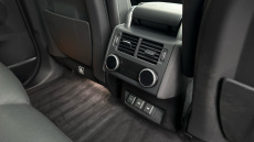 Land Rover Discovery 3.0 D300 Metropolitan Edition 5dr Auto Diesel Station Wagon